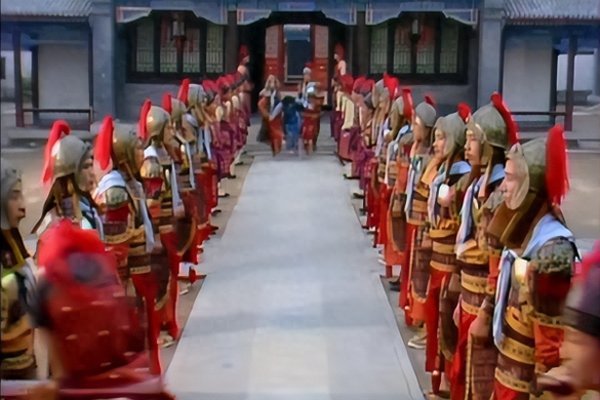 正规配资炒股平台网址 为什么林黛玉一死，贾家很快就被抄家了？